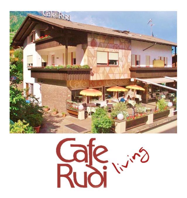 帕尔奇内斯Cafe Rudi Living住宿加早餐旅馆 外观 照片